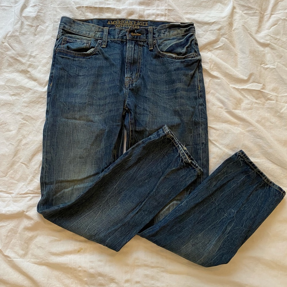 American Eagle outfitters jeans, slim and straight US 31/32